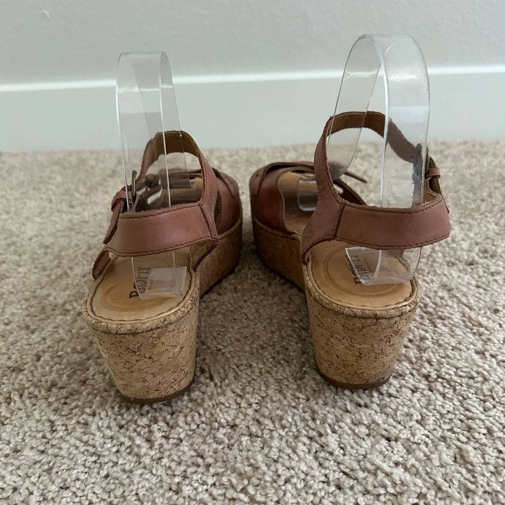 Born Wedge Sandals Womens 9 Brown Leather Cork Platform D31516